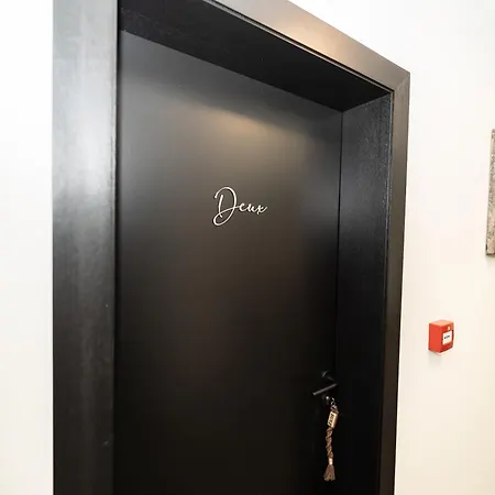 Отель De La Poste